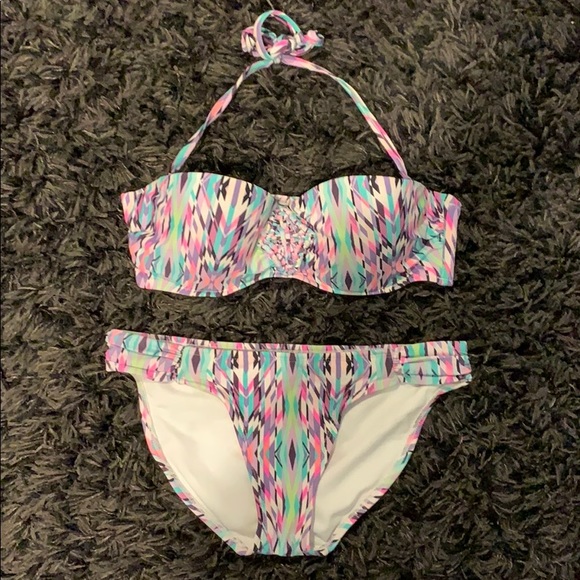 Patterned bathing suit - Picture 1 of 4